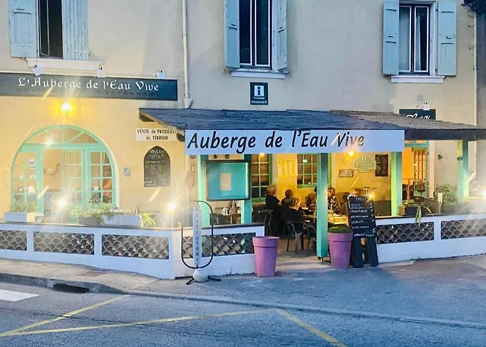 Auberge De L\'Eau Vive